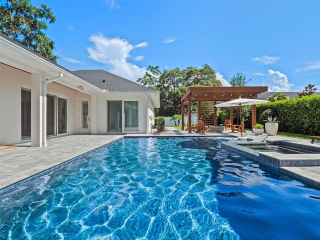 340 Lakeview Rd, Winter Garden, FL 34787 - view of swimming pool with a patio and a pool with connected hot tub