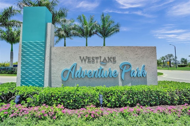 5609 Zestar Ln, Loxahatchee, FL 33470 - view of community sign