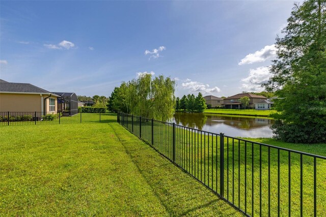 1113 Fieldstone Cir, Oviedo, FL 32765 - fenced backyard with a water view and a residential view