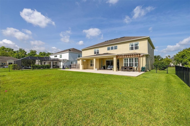 1113 Fieldstone Cir, Oviedo, FL 32765 - rear view of property featuring a pergola, stucco siding, a fenced backyard, and a patio