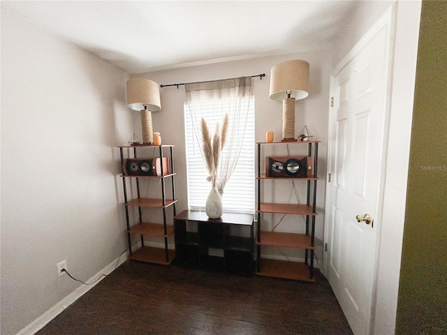 312 W Hull Ave, Oakland, FL 34760 - miscellaneous room featuring baseboards