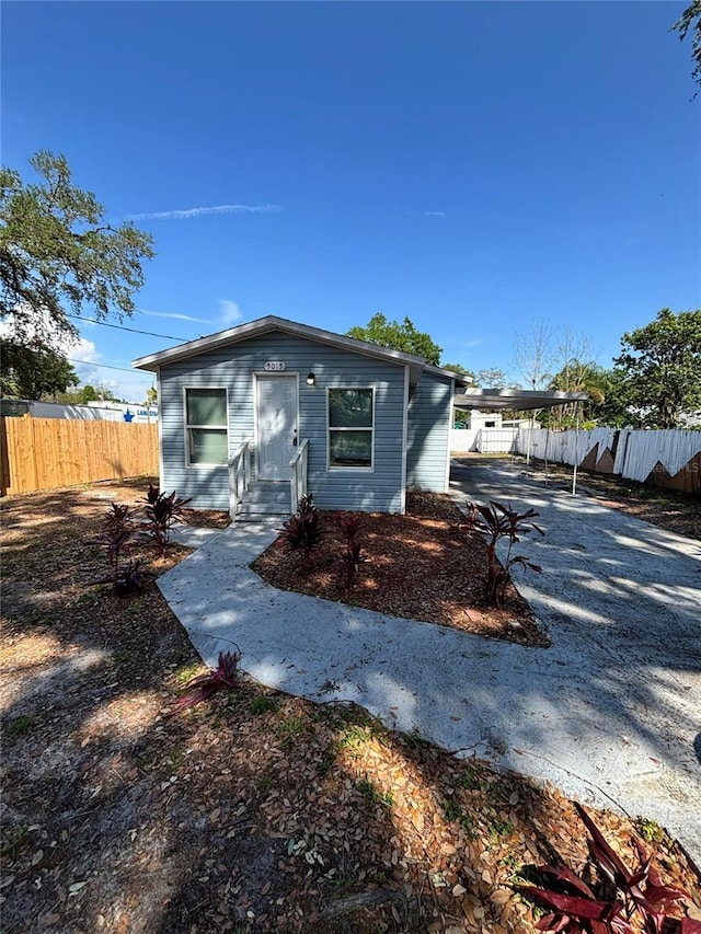5015 N 29th St, Tampa, FL 33610 - photo 1