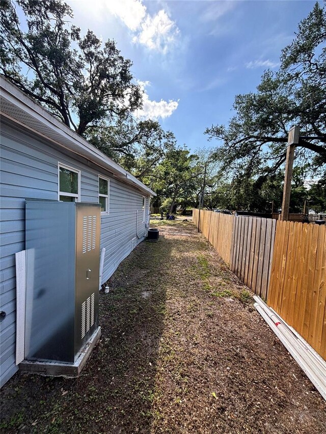 5015 N 29th St, Tampa, FL 33610 - photo 3
