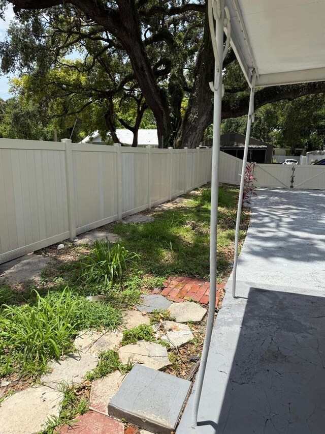 5015 N 29th St, Tampa, FL 33610 - photo 13