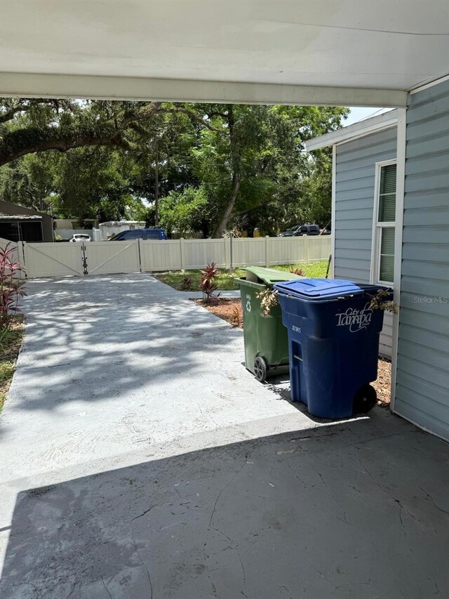 5015 N 29th St, Tampa, FL 33610 - photo 17
