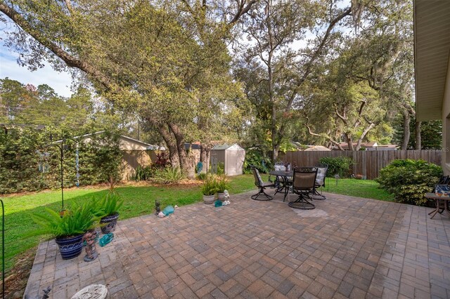 39939 Parkinsonia St, Lady Lake, FL 32159 - photo 9