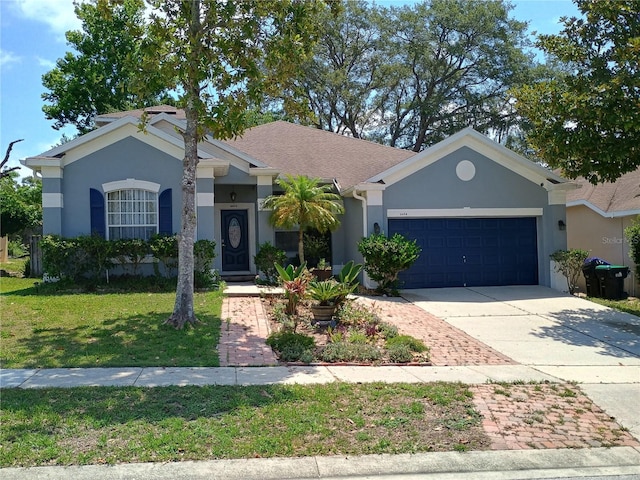 2474 Cimmaron Ash Way, Apopka, FL 32703 - single story home featuring stucco siding, a garage, a front lawn, and concrete driveway