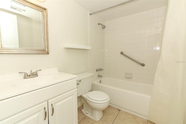 1221 S Pine Ridge Cir Unit A2, Sanford, FL 32773 - full bath featuring toilet, shower / bath combo, vanity, and tile patterned floors
