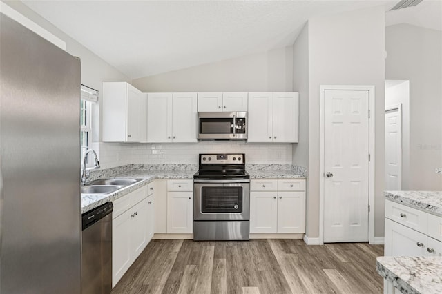 395 Alcazar Ave, De Leon Springs, FL 32130 - photo 15