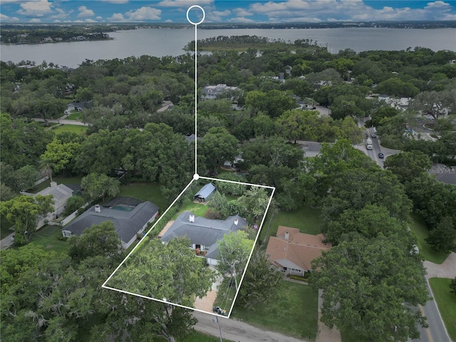 616 Magnolia St, Windermere, FL 34786 - aerial view of property and surrounding area with a large body of water and property boundaries highlighted