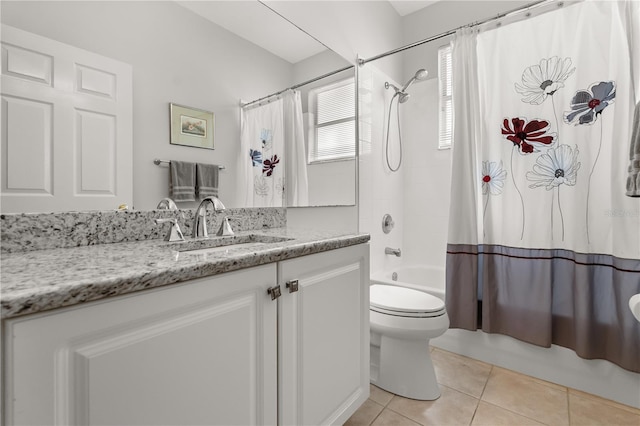 2696 Clearview St, Clermont, FL 34711 - bathroom with vanity, shower / bath combo, and tile patterned flooring