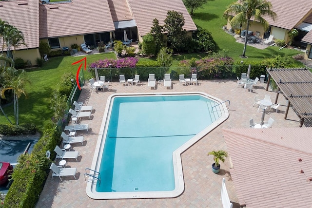 5323 Concord Way, Fort Myers, FL 33907 - community pool with a patio