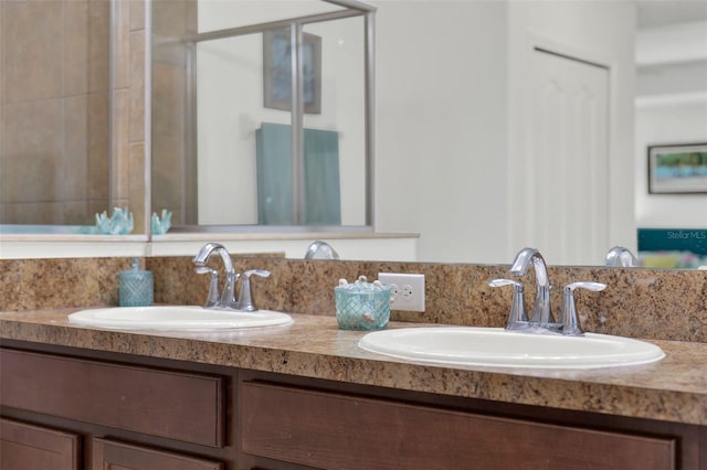 15613 Camp Dubois Cres, Winter Garden, FL 34787 - full bath with double vanity