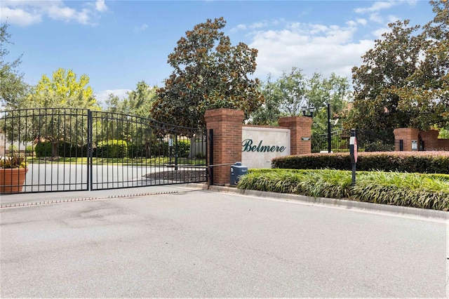 11322 Rapallo Ln, Windermere, FL 34786 - community / neighborhood sign featuring a gate