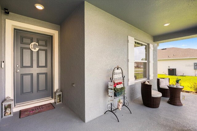 9020 SE 42nd Ct, Ocala, FL 34480 - entrance to property with stucco siding
