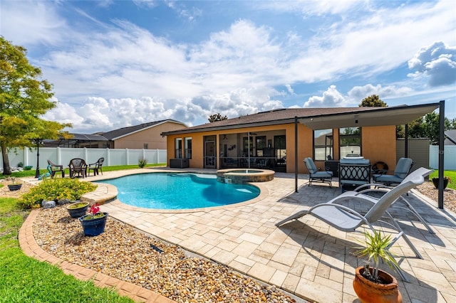 3562 Foxchase Dr, Clermont, FL 34711 - view of pool with a patio area, a fenced backyard, a pool with connected hot tub, and outdoor dining area