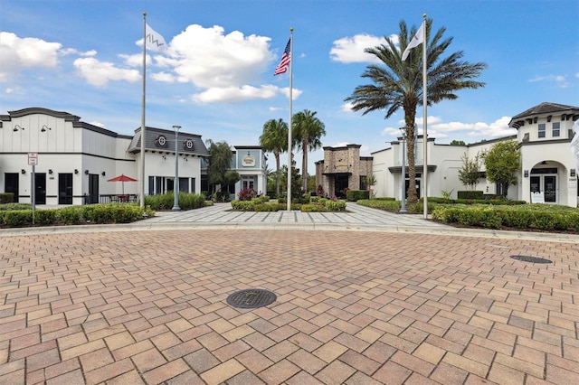 746 Longboat Dr, Davenport, FL 33896 - view of decorative road featuring street lights