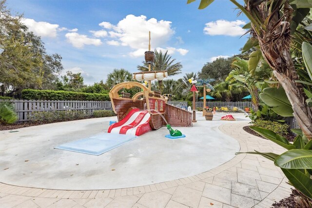 746 Longboat Dr, Davenport, FL 33896 - view of jungle gym