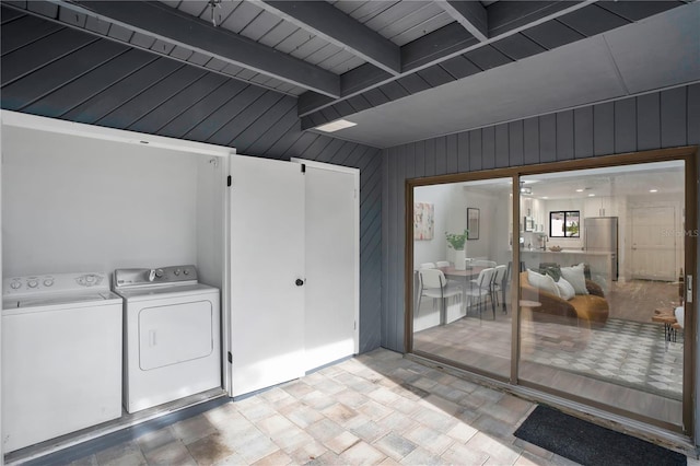 2541 Leeward Way, Winter Park, FL 32792 - interior space with separate washer and dryer and an outdoor kitchen