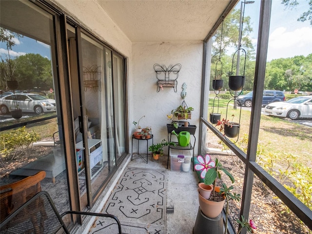952 Courtyard Ln Unit 41, Orlando, FL 32825 - sunroom / solarium featuring plenty of natural light