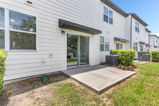 912 Grandin St, Davenport, FL 33837 - photo 15