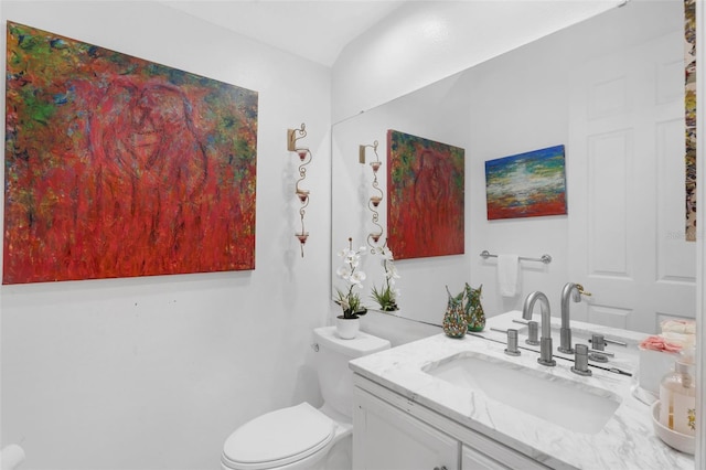 16120 Bristol Lake Cir, Orlando, FL 32828 - bathroom with vanity and toilet