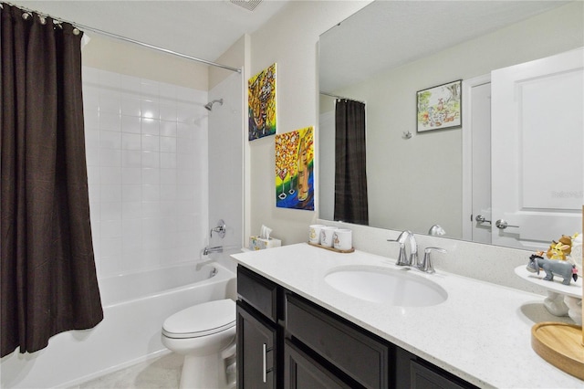 8975 Fluffy Lie Ct, Davenport, FL 33896 - bathroom featuring vanity and shower / bathtub combination with curtain