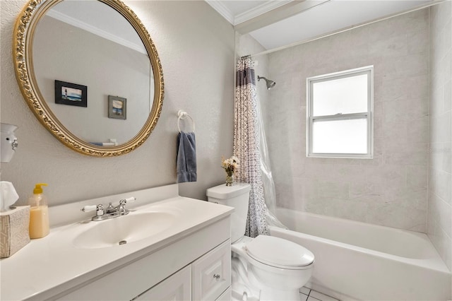 2112 Plymouth Sorrento Rd, Apopka, FL 32712 - full bath with vanity, toilet, shower / bathtub combination with curtain, and ornamental molding