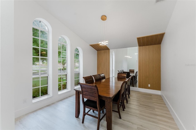 10001 Newington Dr, Orlando, FL 32836 - dining area with baseboards and light wood-style floors