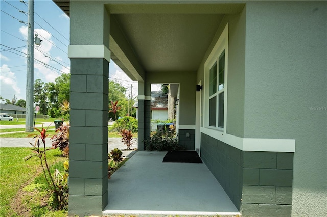 309 E 13th St, Apopka, FL 32703 - view of patio / terrace