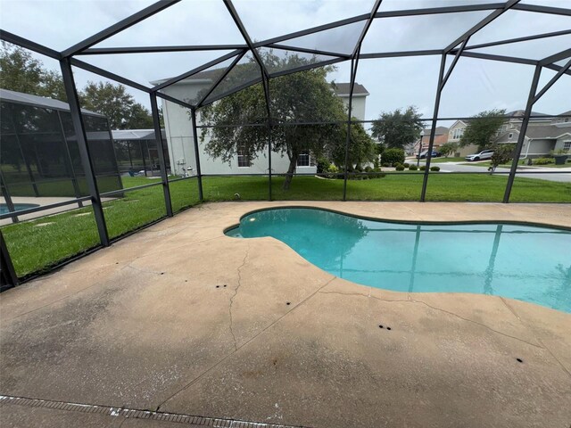 14508 Cedar Branch Way, Orlando, FL 32824 - swimming pool with a yard, a patio, and a lanai