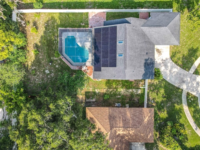 4942 Eden View Ct, Orlando, FL 32810 - view from above of property with a pool area