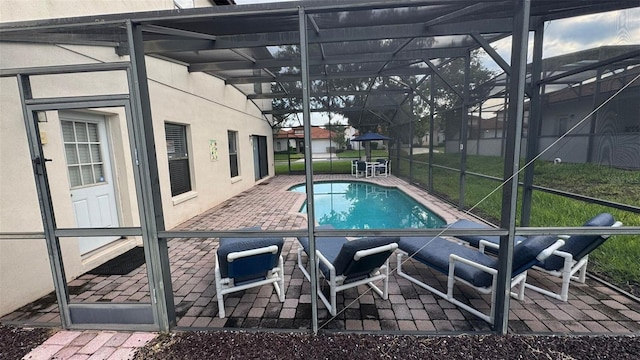 16631 Lazy Breeze Loop, Clermont, FL 34714 - outdoor pool with a patio area and a lanai