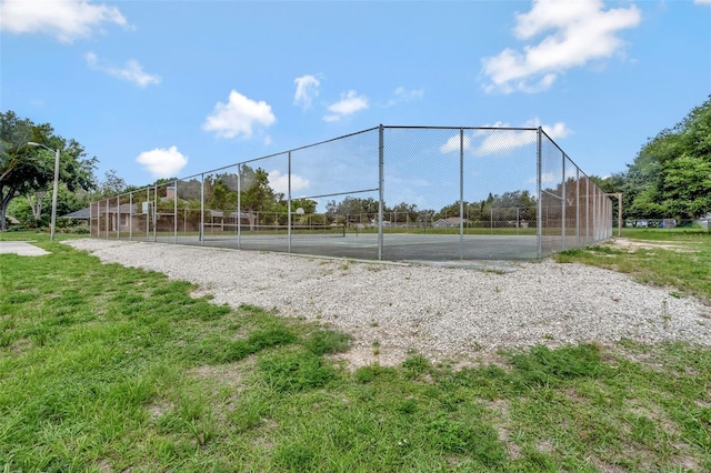 10711 Lake Hill Dr, Clermont, FL 34711 - surrounding community with a tennis court