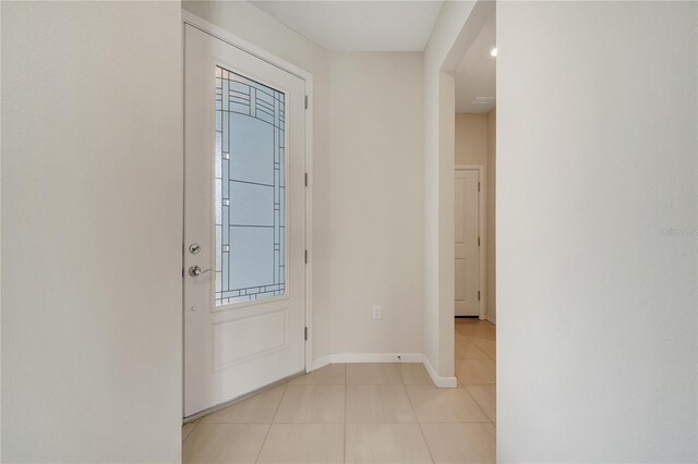 2578 Cliff Way, Saint Cloud, FL 34771 - entrance foyer featuring light tile patterned flooring and baseboards