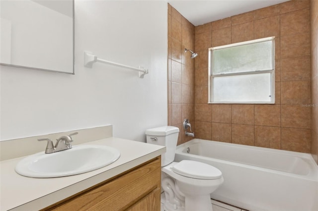 325 Little Aspen Ct, Ocoee, FL 34761 - bathroom with vanity and shower / bath combination