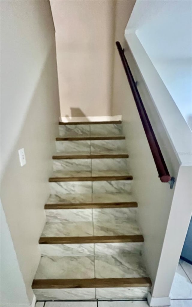 1815 Townhall Ln Unit 1815, Orlando, FL 32807 - view of staircase