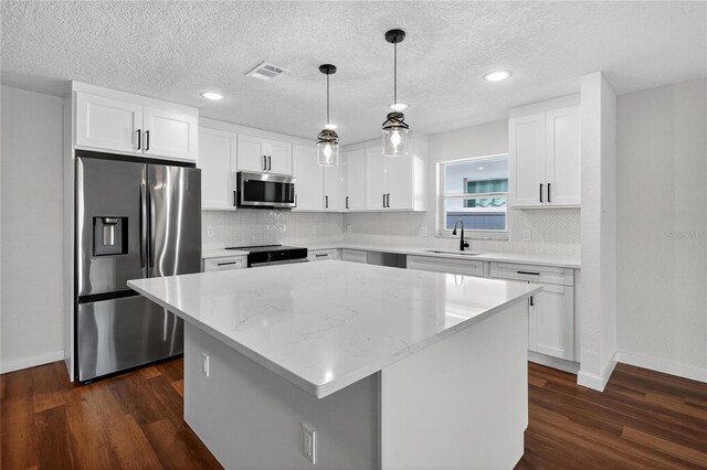 1849 New Hampshire Ave NE, Saint Petersburg, FL 33703 - photo 4