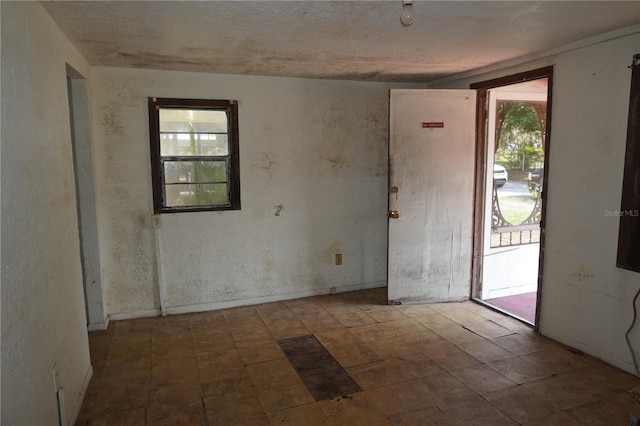 622 Booker, Lake Wales, FL 33853 - spare room with plenty of natural light