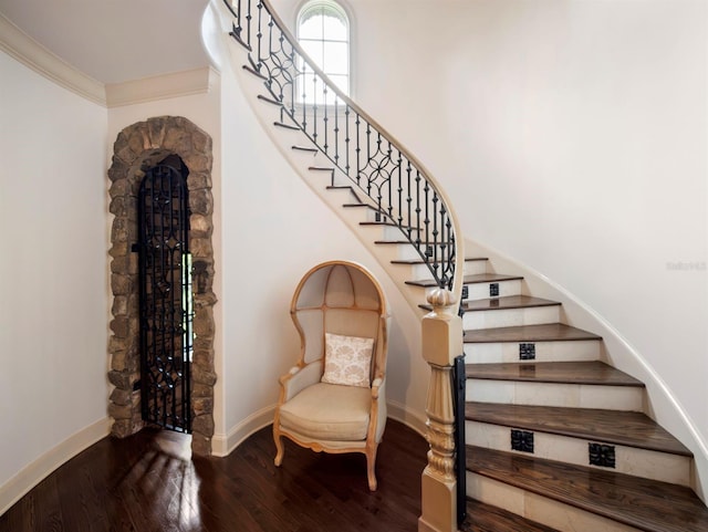 11106 Coniston Way, Windermere, FL 34786 - stairway featuring wood finished floors and baseboards