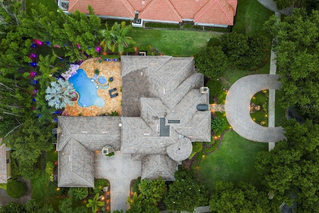 11106 Coniston Way, Windermere, FL 34786 - drone / aerial view of a pool