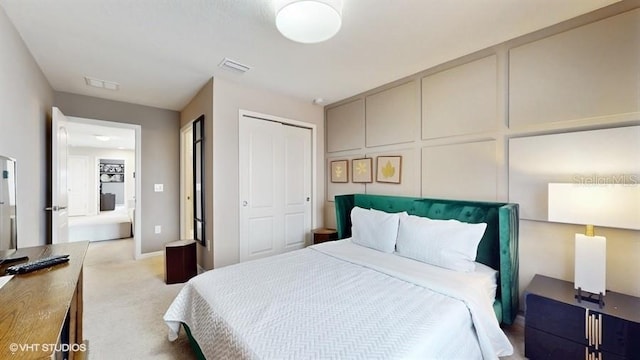 8900 Sydney Ave, Kissimmee, FL 34747 - carpeted bedroom featuring a closet
