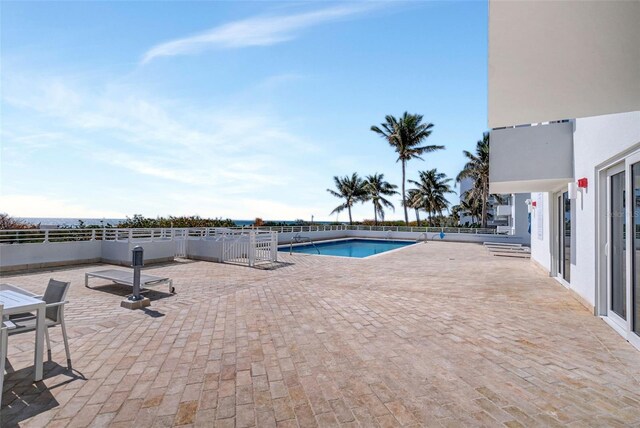 345 Ocean Dr Unit 305, Miami Beach, FL 33139 - community pool with a patio