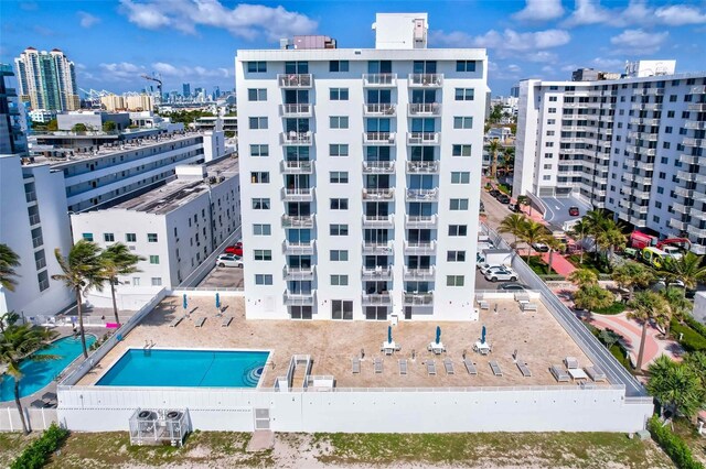 345 Ocean Dr Unit 305, Miami Beach, FL 33139 - view of apartment building / complex featuring a city view