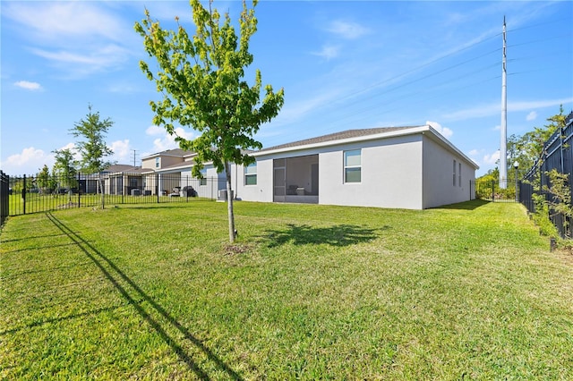 3123 Camden Way, Davenport, FL 33837 - view of yard featuring a sunroom