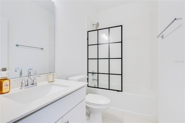 744 Curly Locks Loop, Apopka, FL 32703 - bathroom with vanity, washtub / shower combination, and tile patterned flooring
