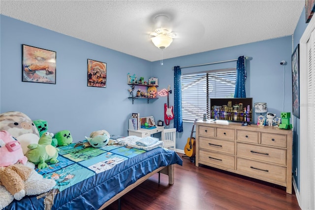 19367 NW 13th St, Pembroke Pines, FL 33029 - bedroom featuring dark wood-style floors and a textured ceiling