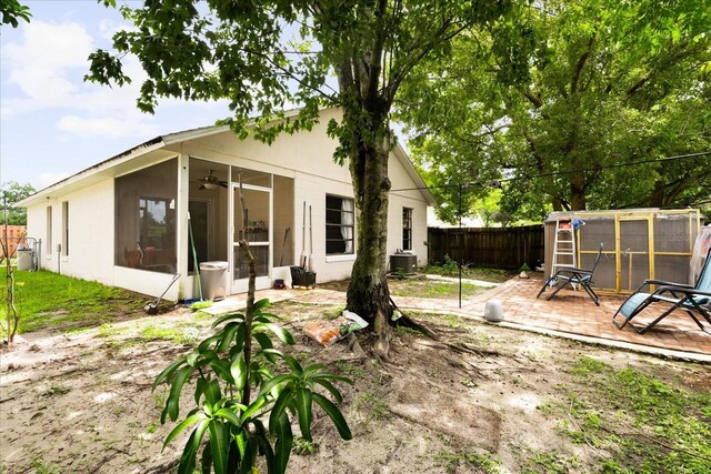 9814 Piney Point Cir, Orlando, FL 32825 - photo 21
