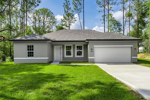 104 W Gondolier Pl, Citrus Springs, FL 34434 - single story home with stucco siding, an attached garage, a shingled roof, concrete driveway, and a front lawn