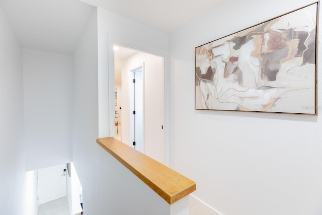 701 S Atlantic Ave Unit Ut21, New Smyrna Beach, FL 32169 - hallway featuring baseboards